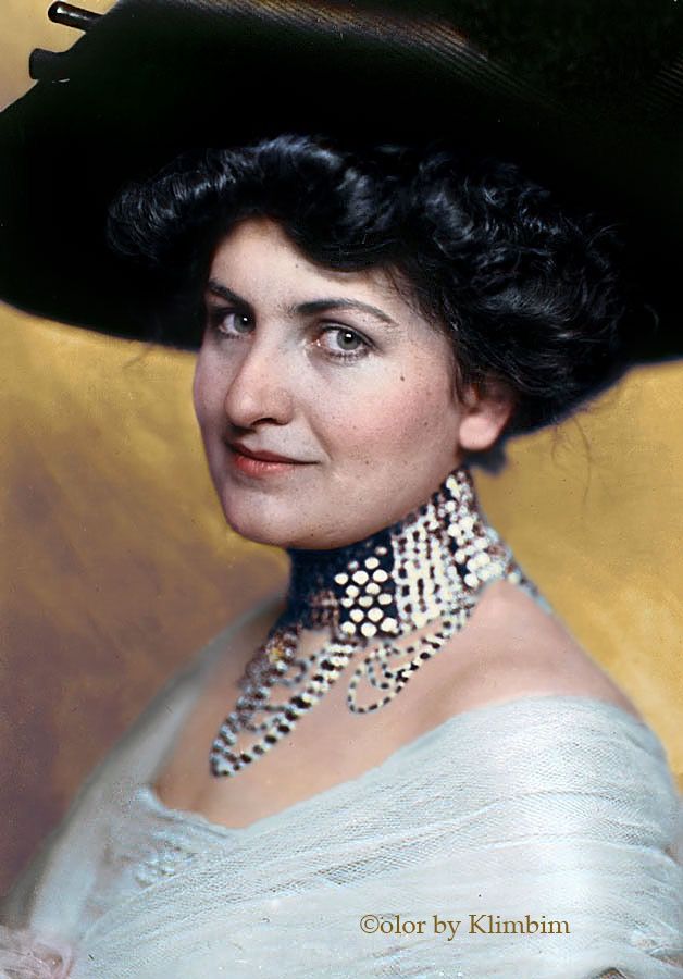ALMA-MAHLER-COLOR.jpg